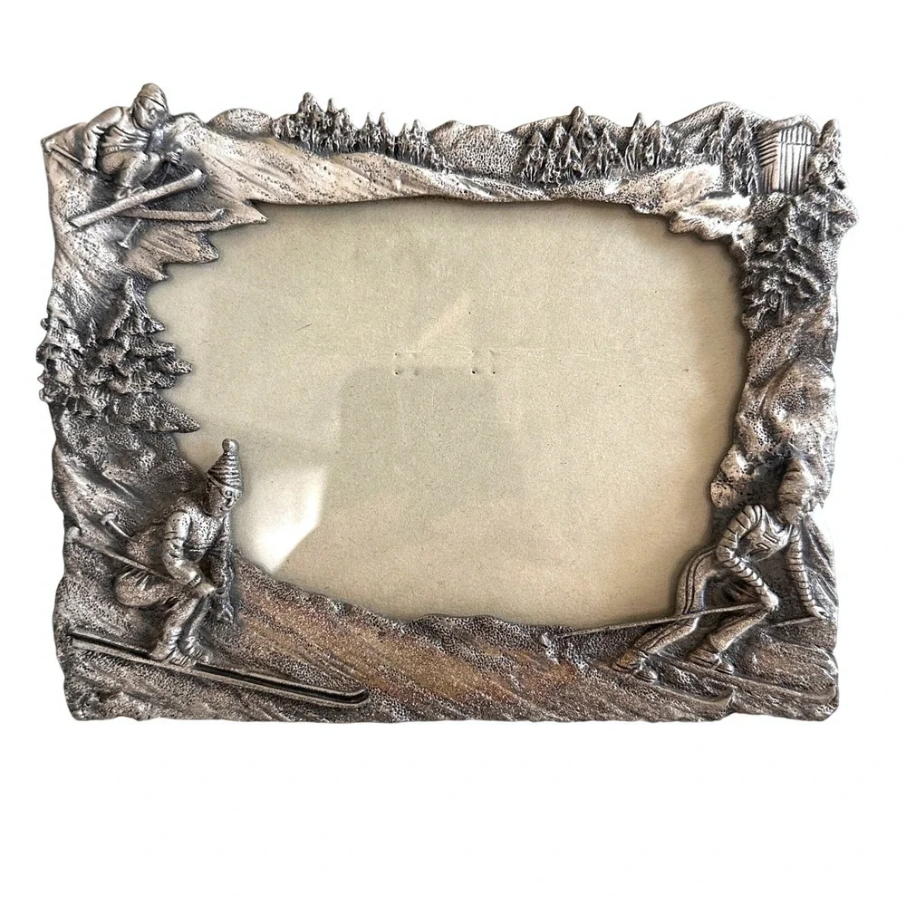 VTG Skiing Mountain Pewter Picture Frame Ski Lodge Cabin Core 3D 7x5.5